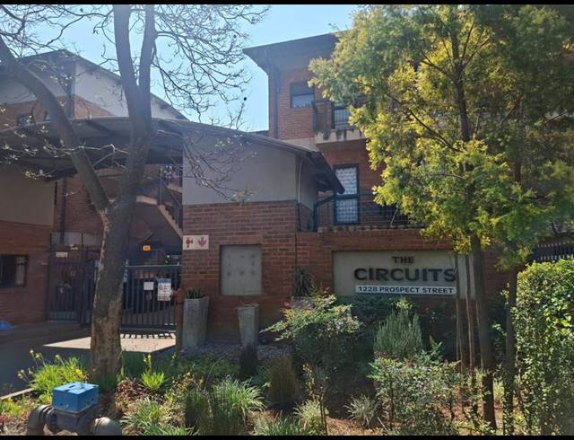 2 BEDROOM APARTMENT FOR SALE IN HATFIELD